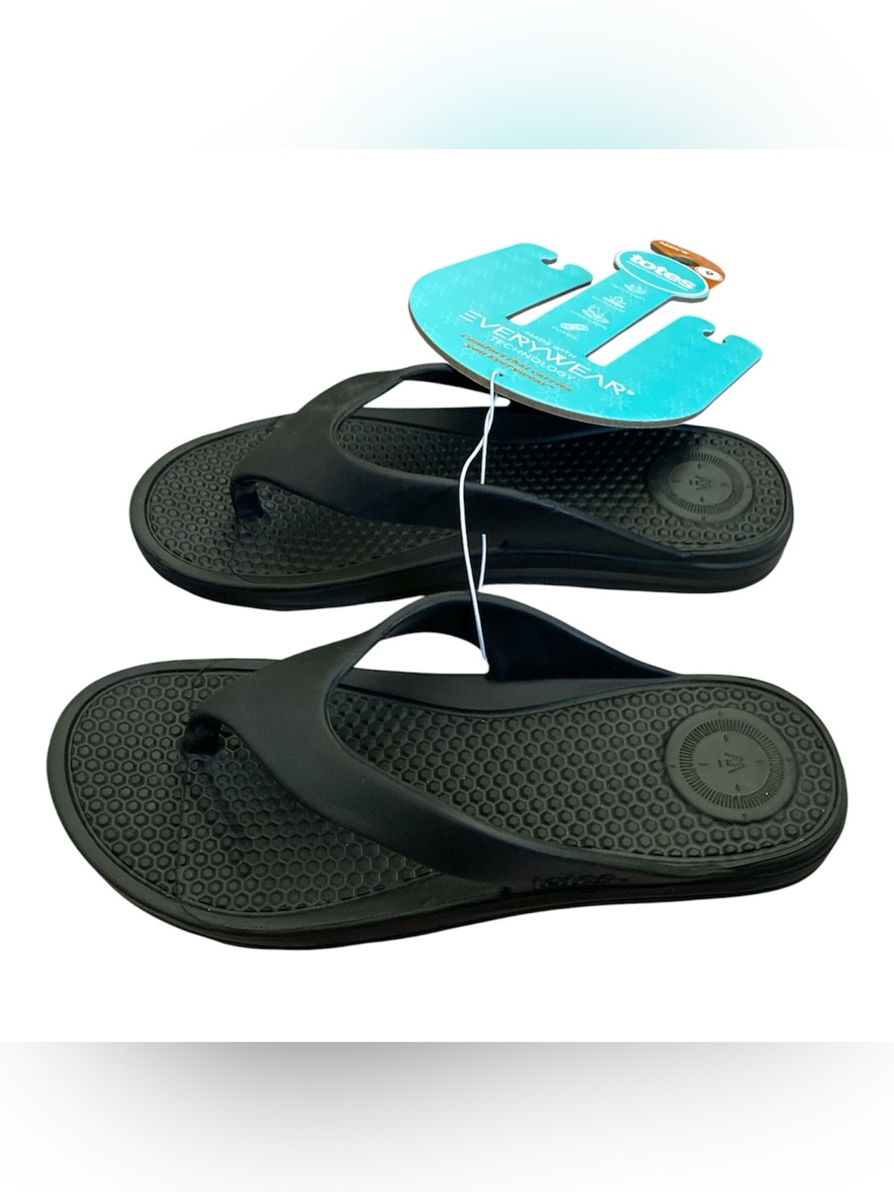 New totes made with Everywear Technology rubber sandals men’s size 9